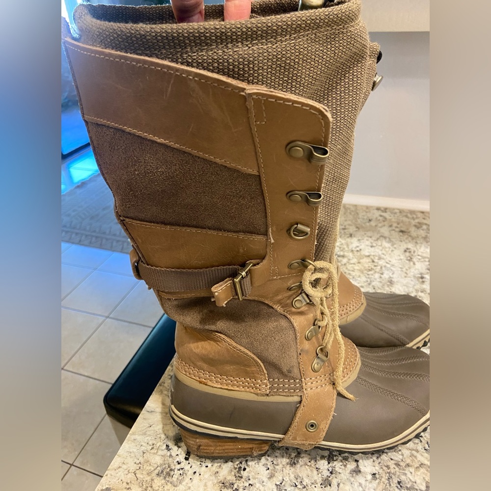 Sorel waterproof boots, sz 9 VINTAGE